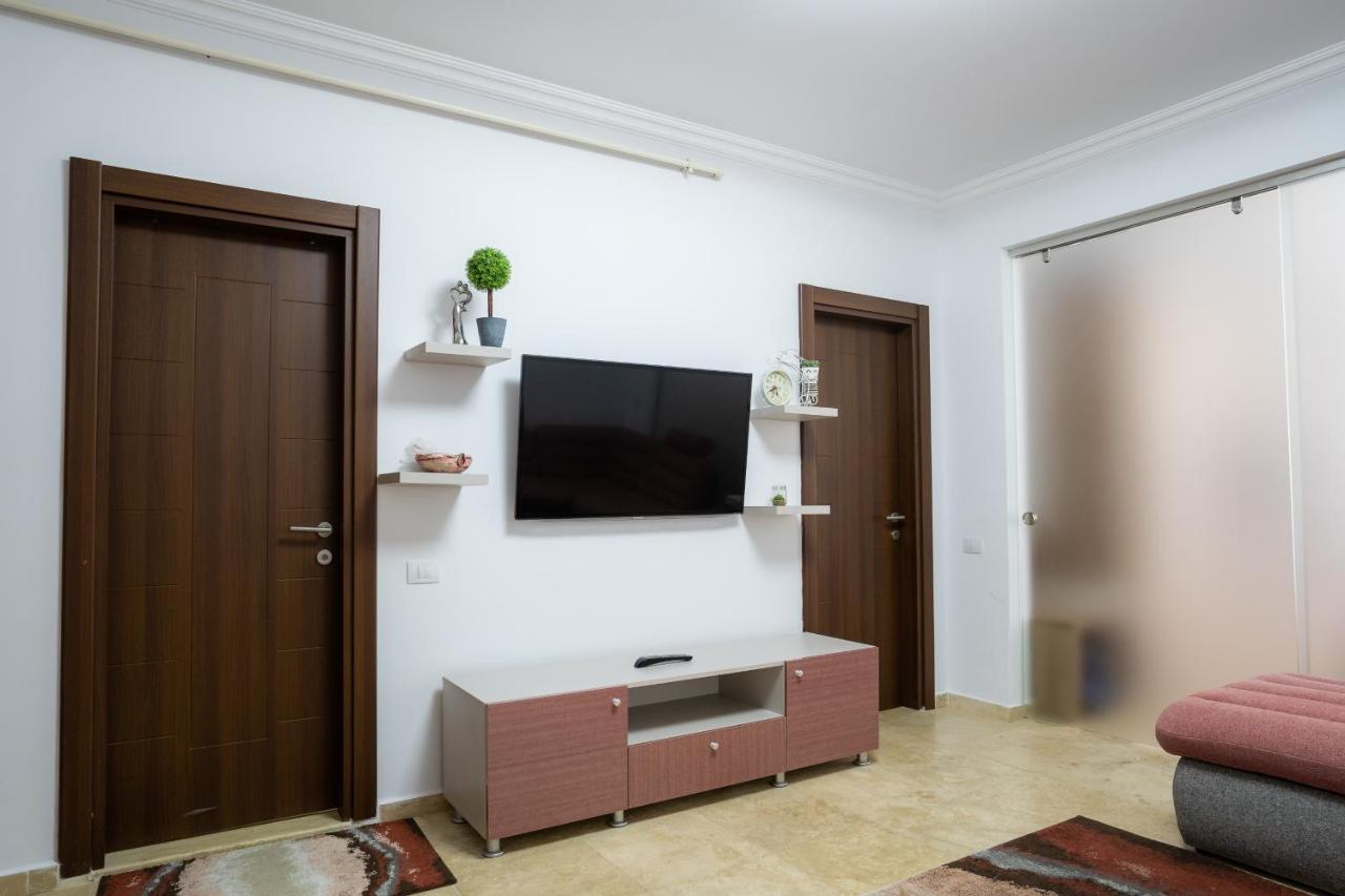 Lake Apartments Solid มามายา ภายนอก รูปภาพ