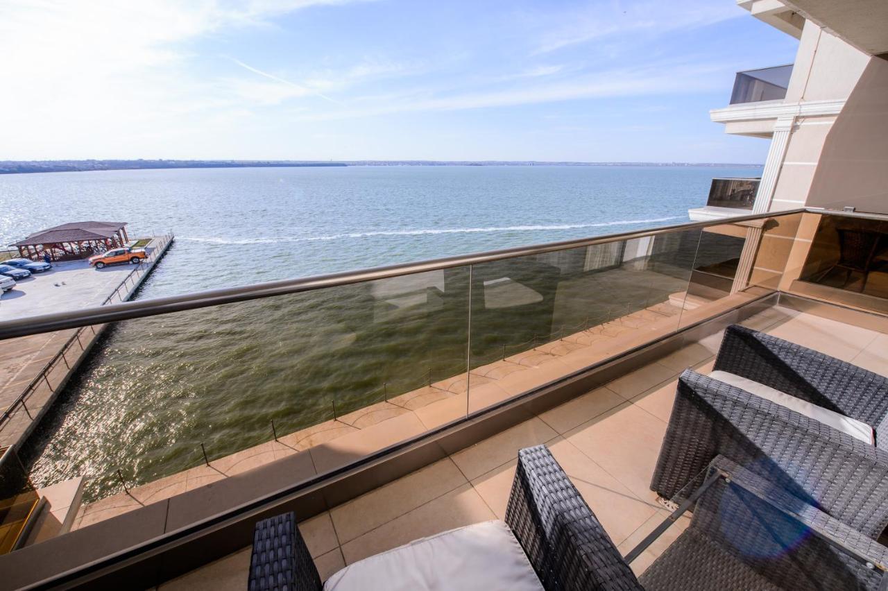 Lake Apartments Solid มามายา ภายนอก รูปภาพ