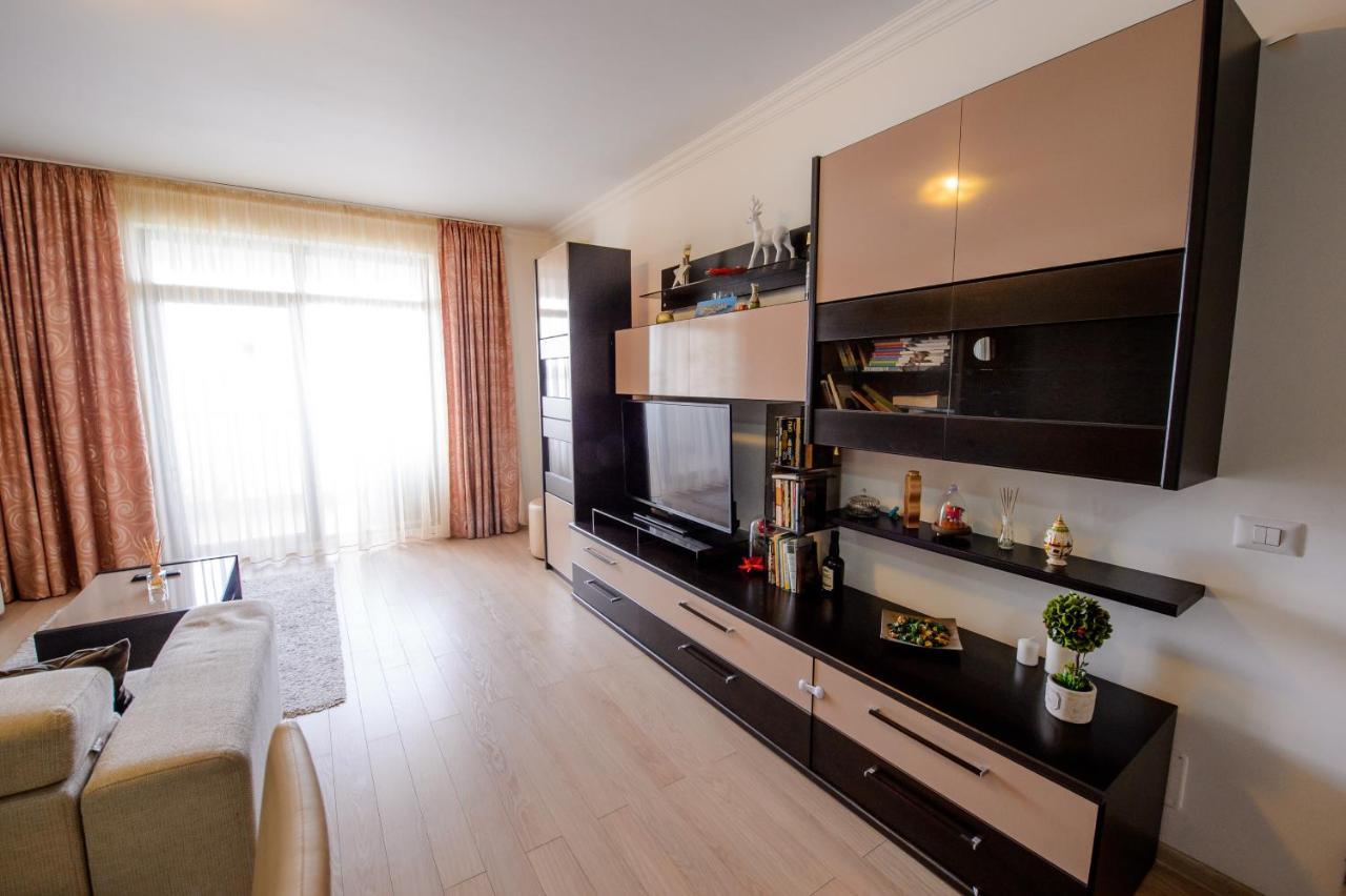 Lake Apartments Solid มามายา ภายนอก รูปภาพ