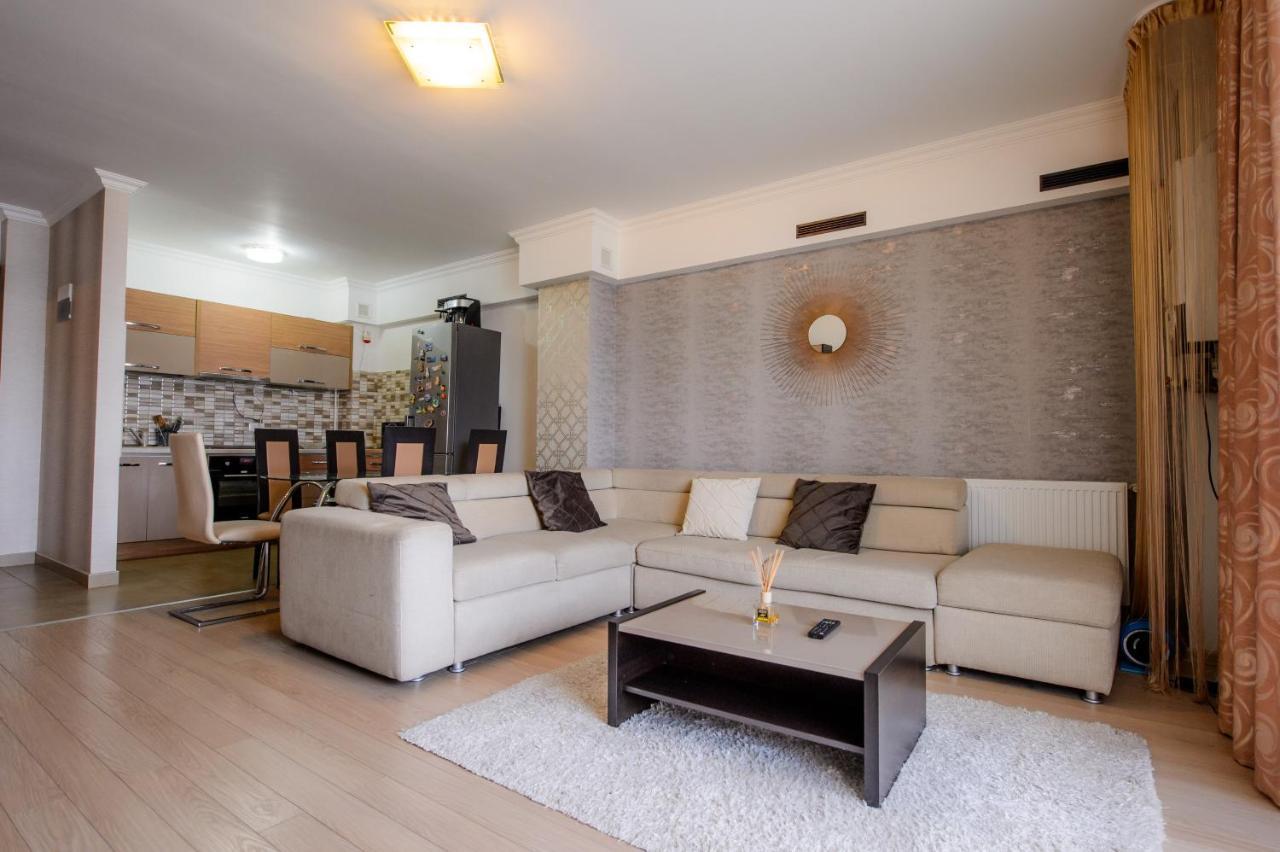Lake Apartments Solid มามายา ภายนอก รูปภาพ
