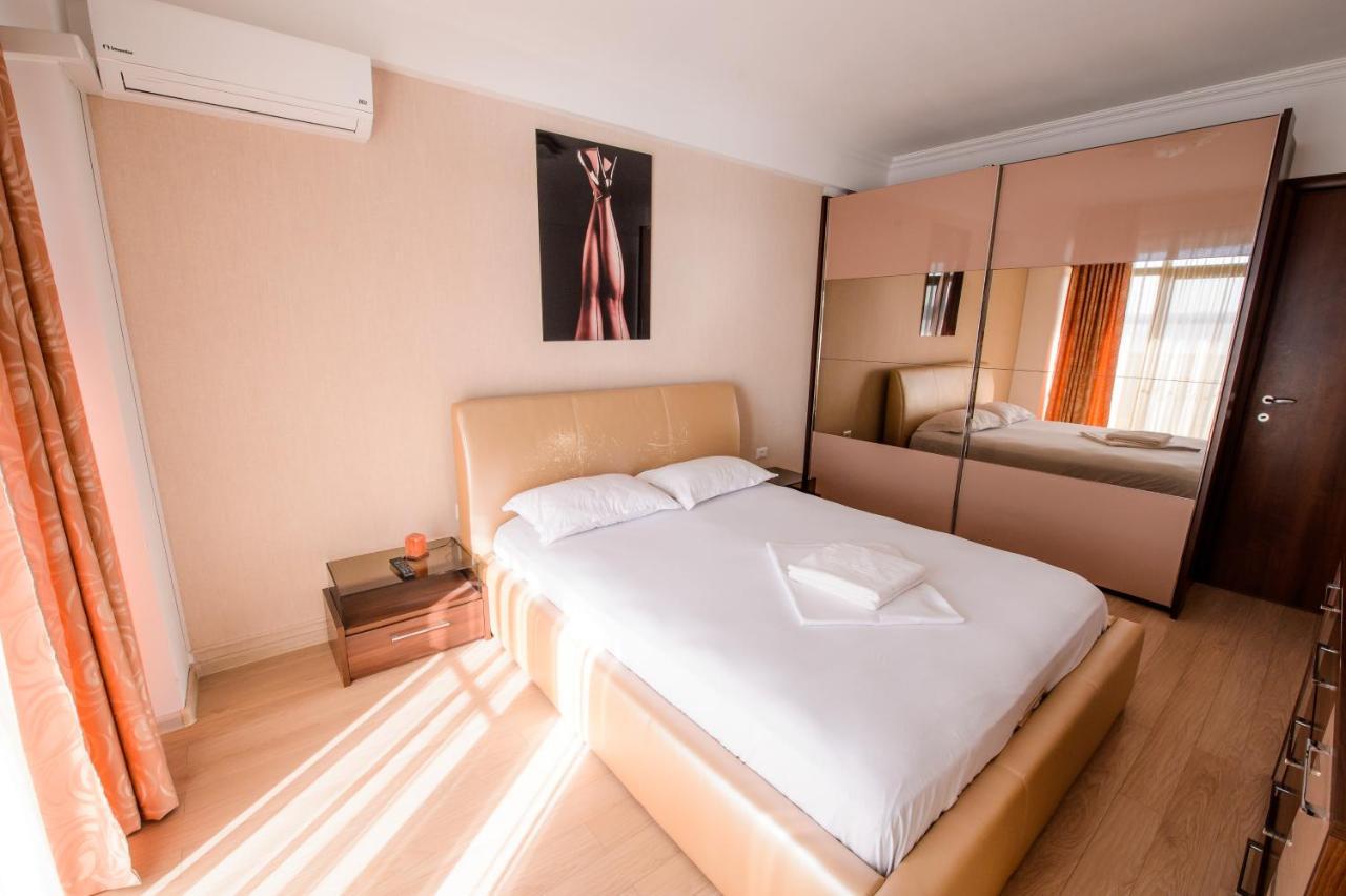 Lake Apartments Solid มามายา ภายนอก รูปภาพ