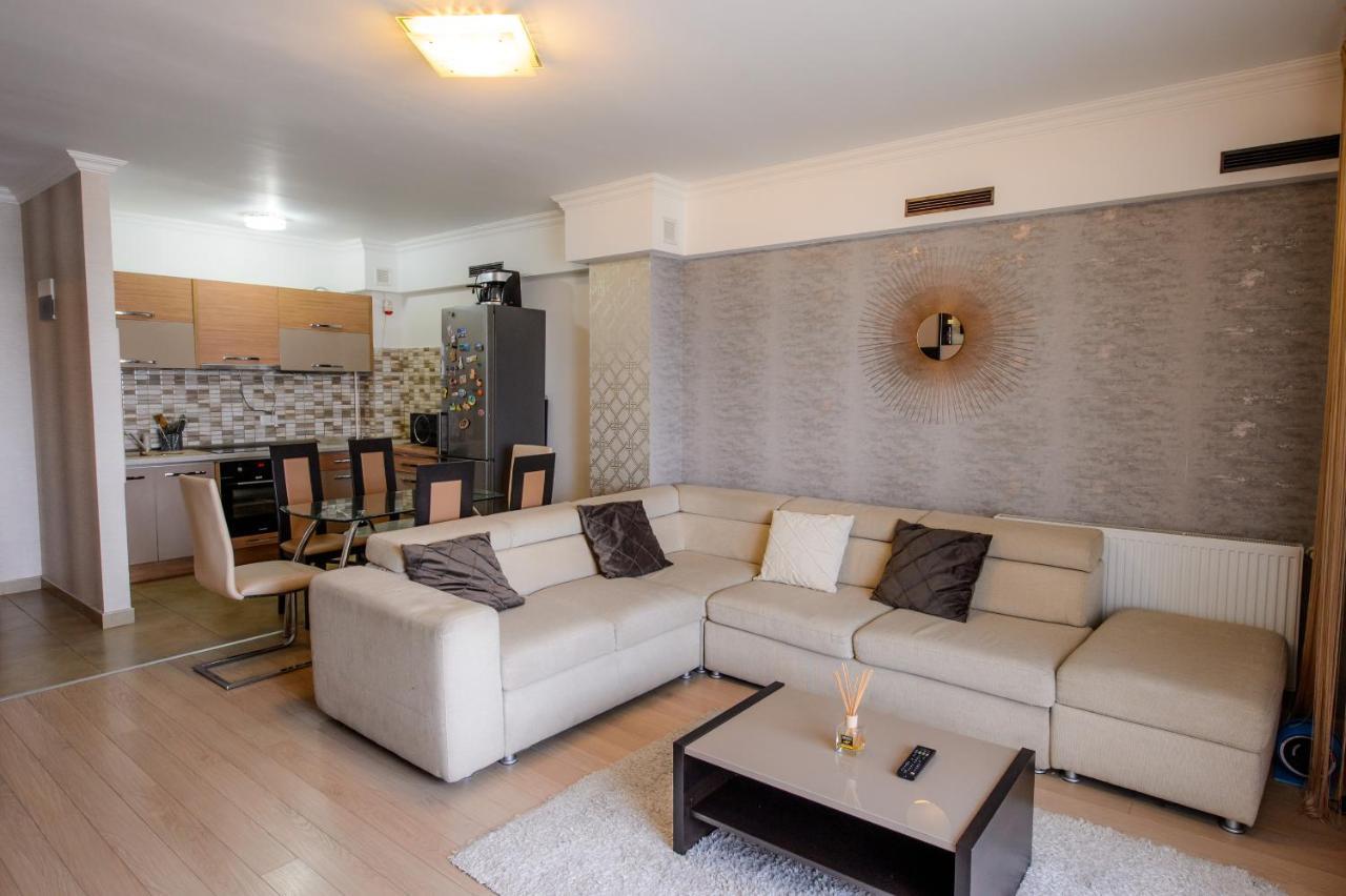 Lake Apartments Solid มามายา ภายนอก รูปภาพ